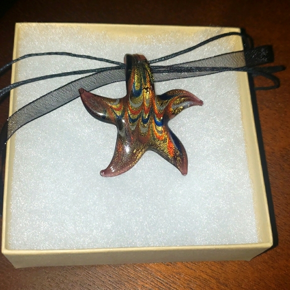 Star Necklace - Picture 1 of 2